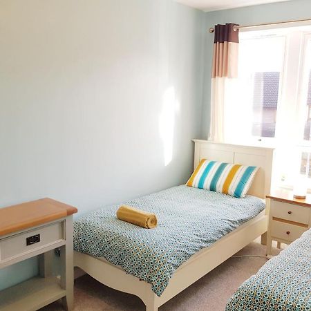 Three Bed Holiday Home In Glasgow Eksteriør billede
