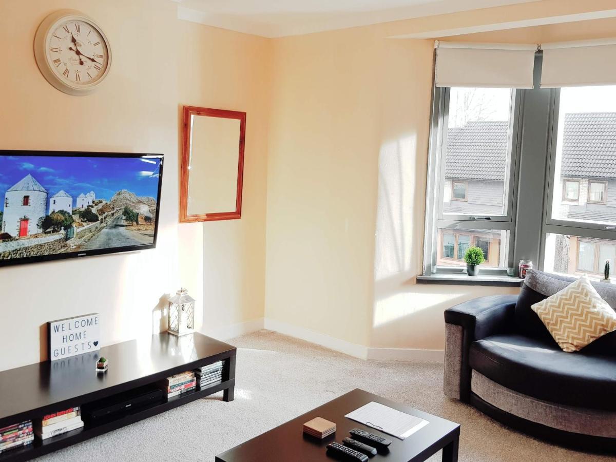 Three Bed Holiday Home In Glasgow Eksteriør billede